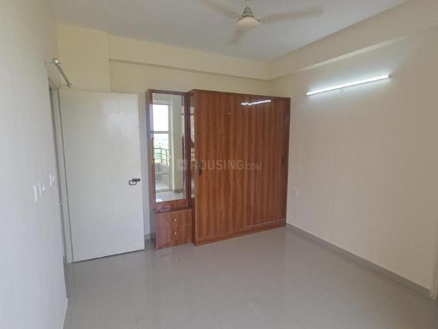 3 BHK Apartment in Southern Peripheral Road for rent Gurgaon. The reference number is 21132560