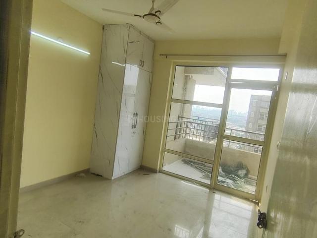 3 BHK Apartment in Southern Peripheral Road for rent Gurgaon. The reference number is 21139114
