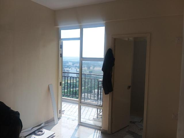 3 BHK Apartment in Southern Peripheral Road for rent Gurgaon. The reference number is 21139333