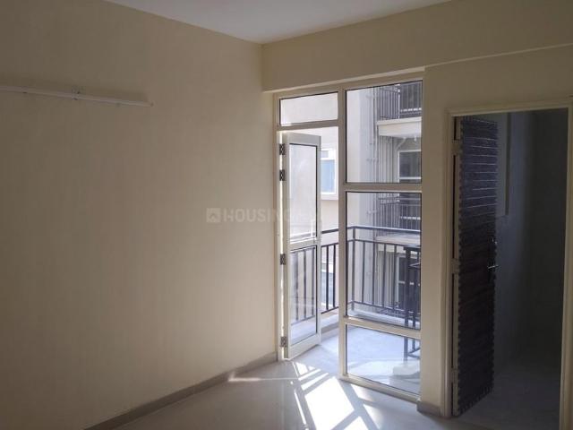3 BHK Apartment in Southern Peripheral Road for rent Gurgaon. The reference number is 21178995