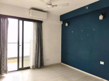 3 BHK Apartment in Southern Peripheral Road for resale Gurgaon. The reference number is 18575511