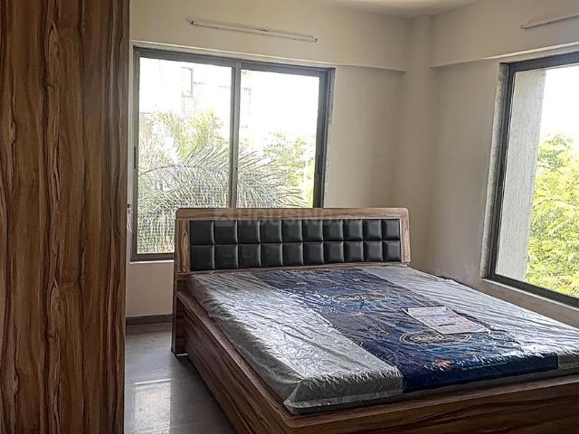 3 BHK Apartment in Sola for rent Ahmedabad. The reference number is 19784864