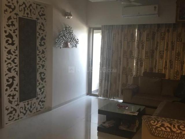 3 BHK Apartment in Sola for rent Ahmedabad. The reference number is 19268485