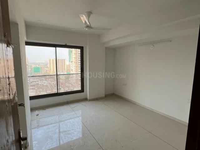 3 BHK Apartment in Sola for rent Ahmedabad. The reference number is 20614353