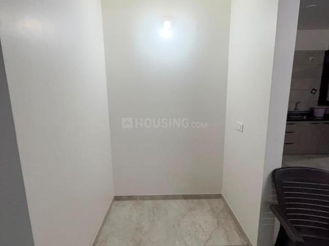 3 BHK Apartment in Sola for rent Ahmedabad. The reference number is 20695773