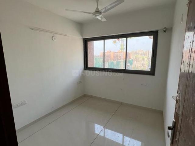 3 BHK Apartment in Sola for rent Ahmedabad. The reference number is 20980065