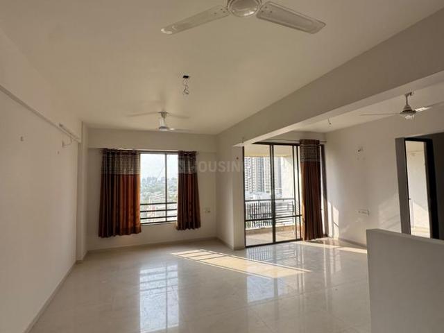 3 BHK Apartment in Sola for rent Ahmedabad. The reference number is 21114631