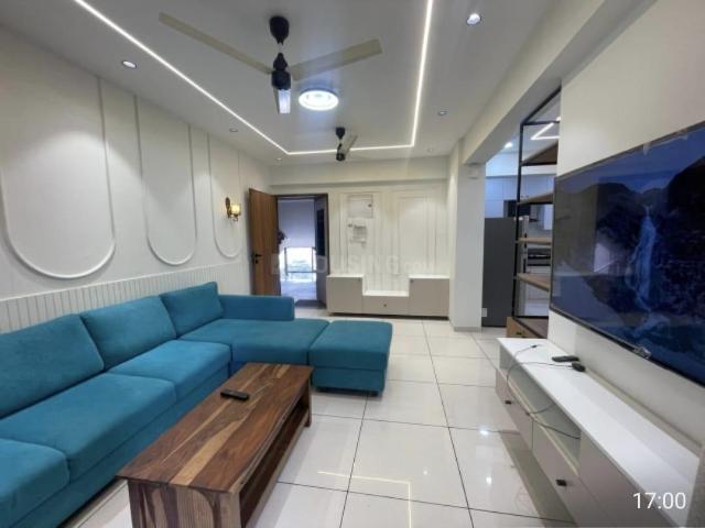 3 BHK Apartment in Satellite for rent Ahmedabad. The reference number is 19373547