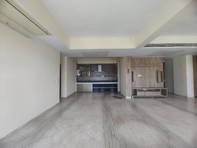 3 BHK Apartment in Satellite for rent Ahmedabad. The reference number is 19870777