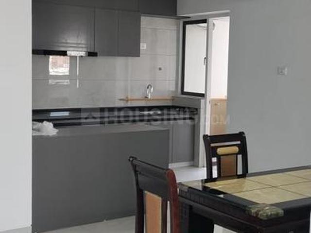 3 BHK Apartment in Satellite for rent Ahmedabad. The reference number is 19920390