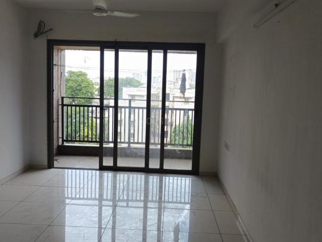 3 BHK Apartment in Satellite for rent Ahmedabad. The reference number is 20343718