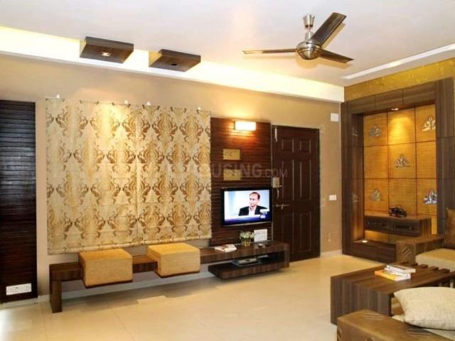 3 BHK Apartment in Satellite for rent Ahmedabad. The reference number is 20558776