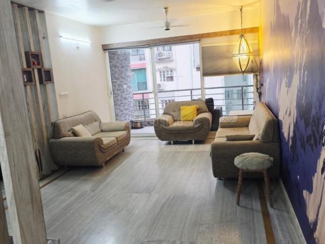 3 BHK Apartment in Satellite for rent Ahmedabad. The reference number is 20662669