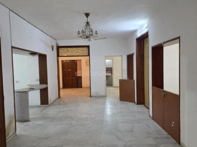 3 BHK Apartment in Satellite for rent Ahmedabad. The reference number is 20662610