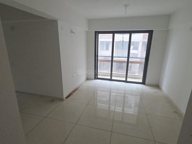 3 BHK Apartment in Satellite for rent Ahmedabad. The reference number is 20788213