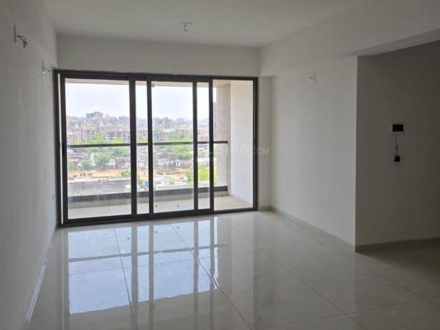 3 BHK Apartment in Satellite for rent Ahmedabad. The reference number is 20872773