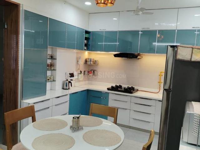 3 BHK Apartment in Satellite for rent Ahmedabad. The reference number is 21075730