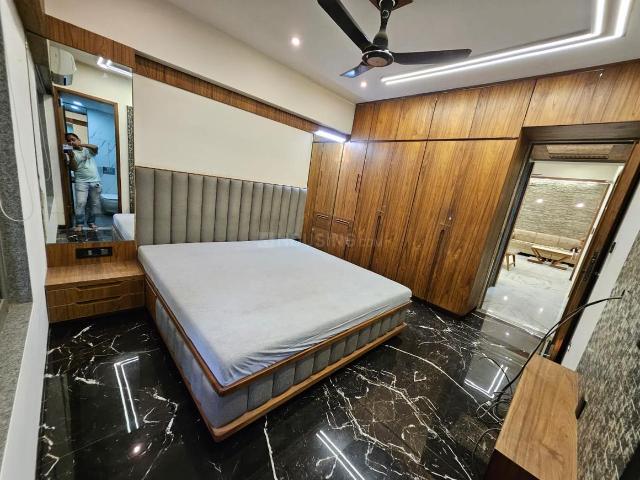 3 BHK Apartment in Satellite for rent Ahmedabad. The reference number is 21024933