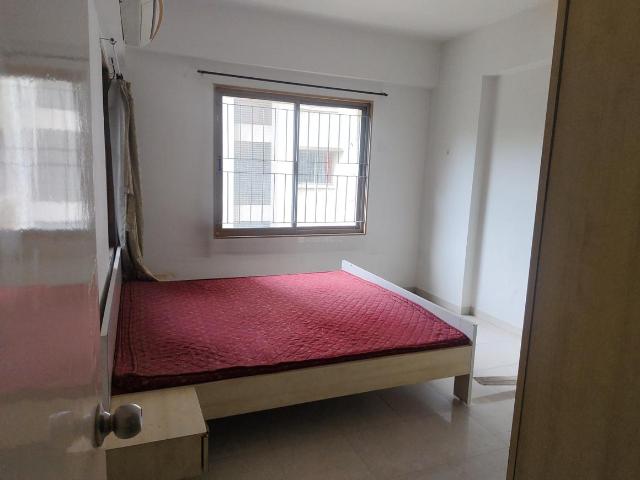 3 BHK Apartment in Satellite for rent Ahmedabad. The reference number is 21153089