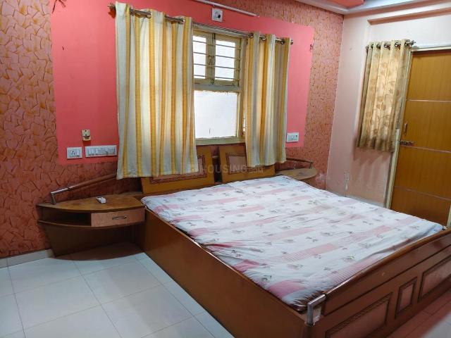 3 BHK Apartment in Satellite for rent Ahmedabad. The reference number is 21192910