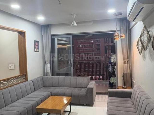 3 BHK Apartment in Satellite for rent Ahmedabad. The reference number is 21345528