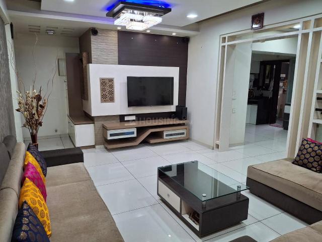 3 BHK Apartment in Satellite for resale Ahmedabad. The reference number is 18752226