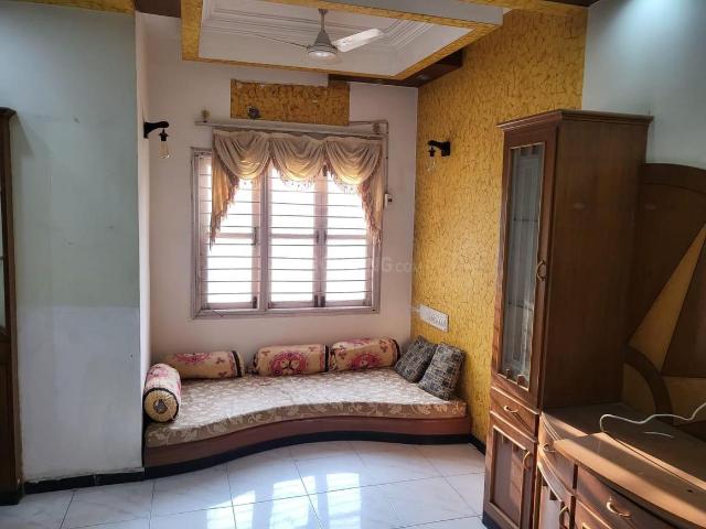 3 BHK Apartment in Satellite for resale Ahmedabad. The reference number is 20453161