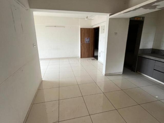 3 BHK Apartment in Satellite for resale Ahmedabad. The reference number is 20794215