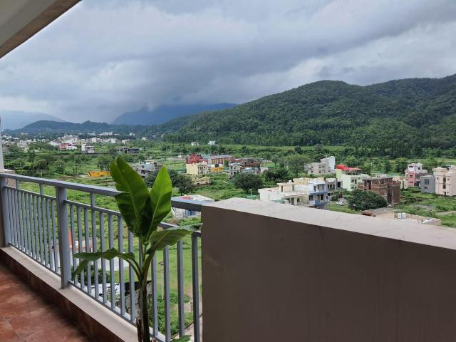 3 BHK Apartment in Sahastradhara Road for rent Dehradun. The reference number is 20803784