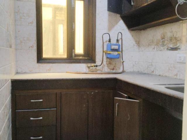 3 BHK Apartment in Said Ul Ajaib for resale New Delhi. The reference number is 17110107