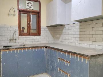 Flat for sale in Ignou, Delhi - Garden