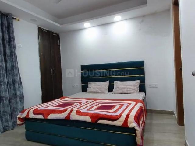 3 BHK Apartment in Freedom Fighters Enclave for rent New Delhi. The reference number is 19626677