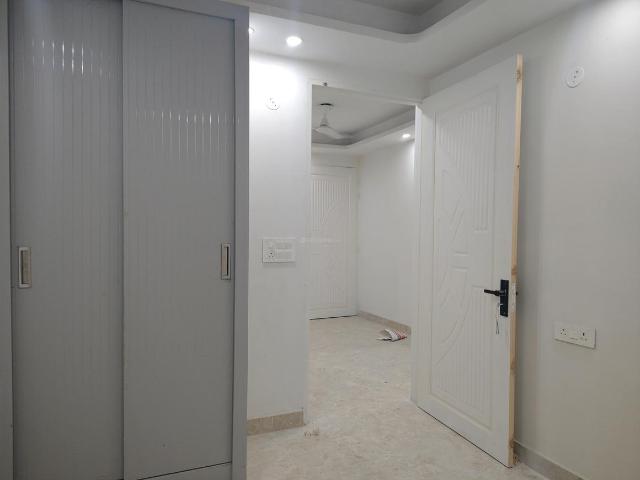 1 BHK Apartment in Neb Sarai for rent New Delhi. The reference number is 20233397