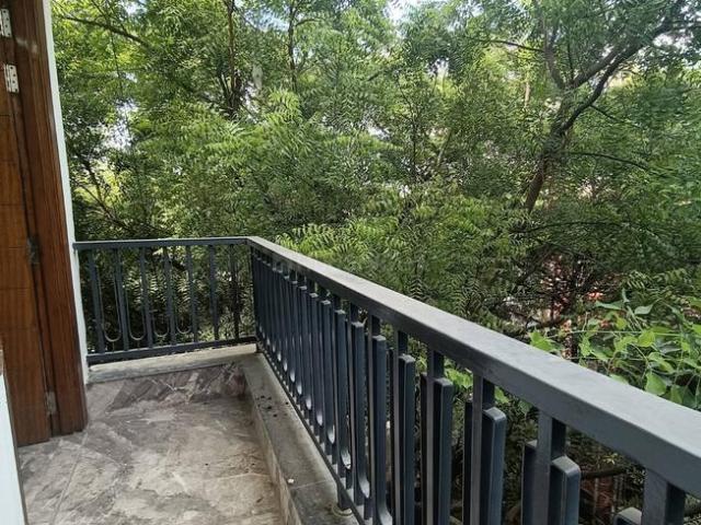 3 BHK Apartment in Saket for rent New Delhi. The reference number is 20652525