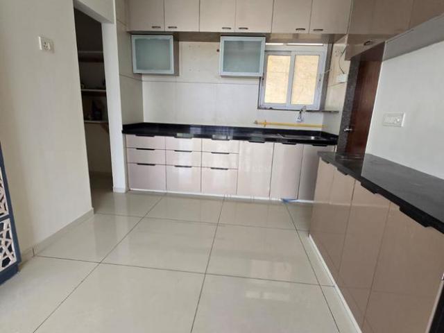3 BHK Apartment in Sama Savli for rent Vadodara. The reference number is 21031006