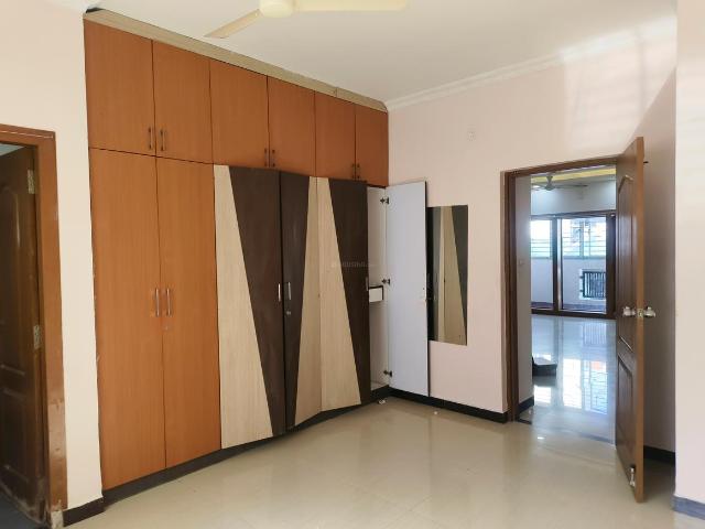 3 BHK Apartment in Sanjaynagar for rent Bengaluru. The reference number is 20687545