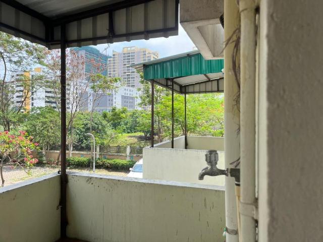 3 BHK Apartment in Santoshpur for rent Kolkata. The reference number is 20289836