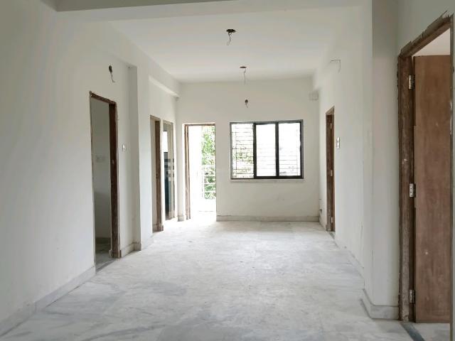 3 BHK Apartment in Santoshpur for resale Kolkata. The reference number is 20434401