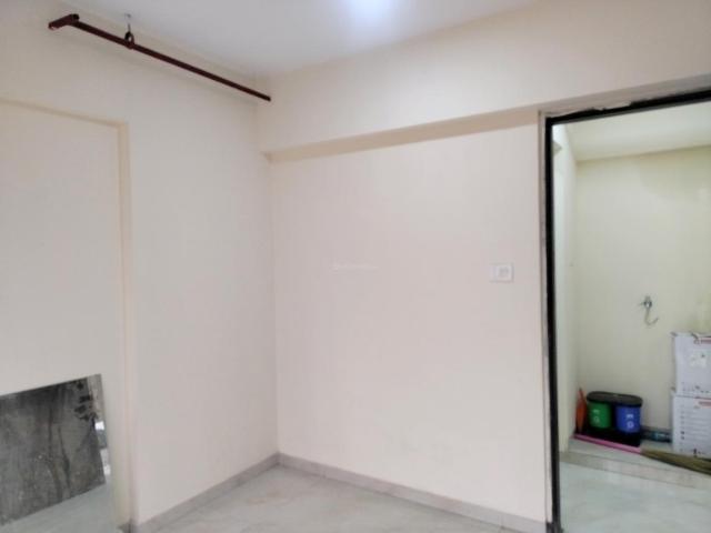 3 BHK Apartment in Santacruz East for resale Mumbai. The reference number is 19751365