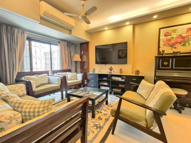3 BHK Apartment in Santacruz East for resale Mumbai. The reference number is 21177587