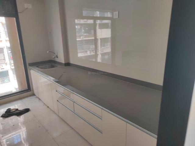 3 BHK Apartment in Santacruz West for rent Mumbai. The reference number is 17002425