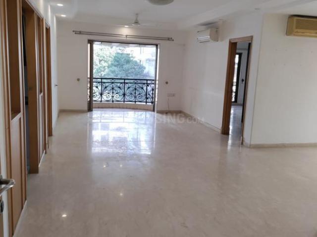 3 BHK Apartment in Santacruz West for rent Mumbai. The reference number is 19601634