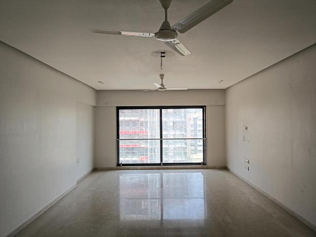3 BHK Apartment in Santacruz West for rent Mumbai. The reference number is 19693933