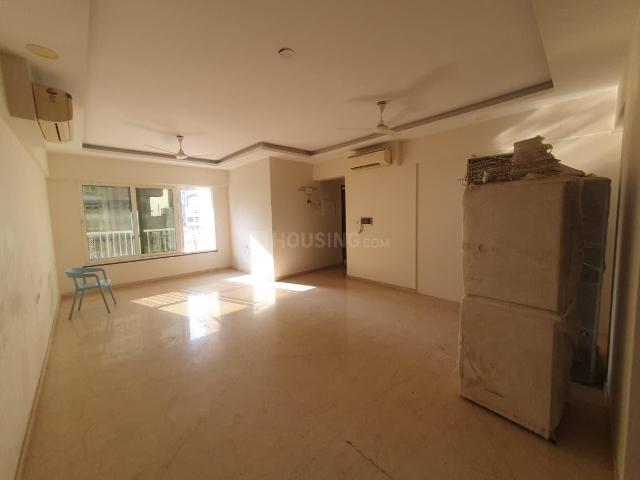 3 BHK Apartment in Santacruz West for rent Mumbai. The reference number is 19876326