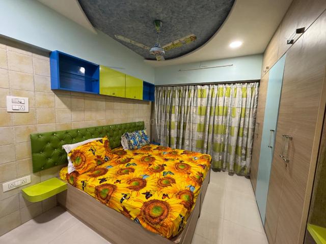 3 BHK Apartment in Santacruz West for rent Mumbai. The reference number is 20629960