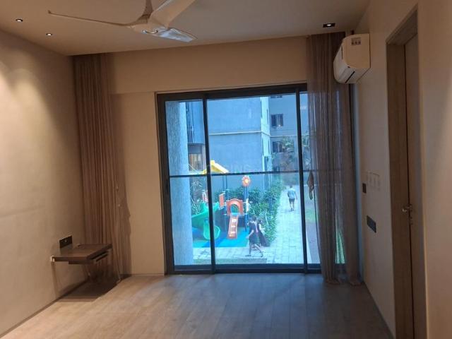 3 BHK Apartment in Santacruz West for rent Mumbai. The reference number is 20739823
