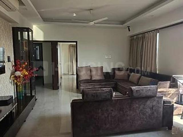 3 BHK Apartment in Santacruz West for rent Mumbai. The reference number is 20990549