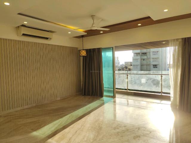 3 BHK Apartment in Santacruz West for rent Mumbai. The reference number is 21135942