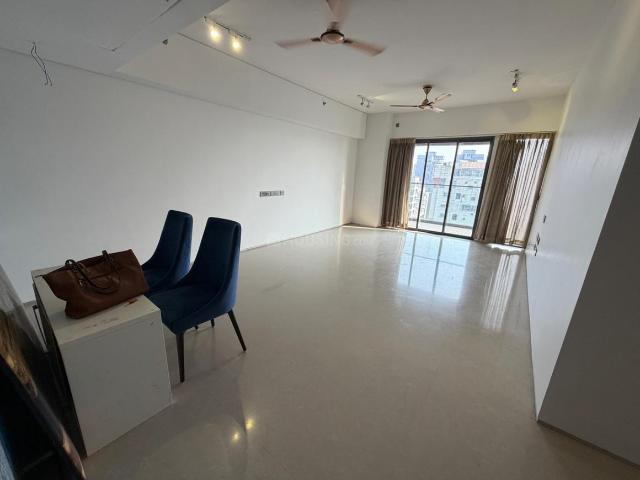 3 BHK Apartment in Santacruz West for rent Mumbai. The reference number is 21340358
