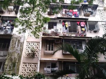 3 BHK Apartment in Santacruz West for resale Mumbai. The reference number is 20003094